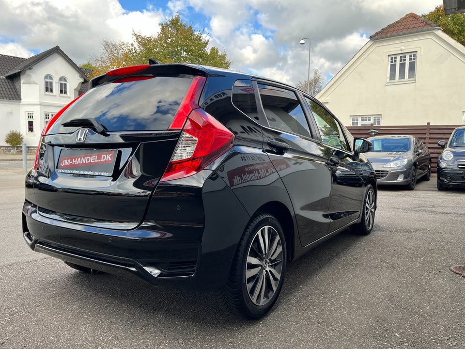 Honda Jazz 1,3 i-VTEC Elegance CVT 5d