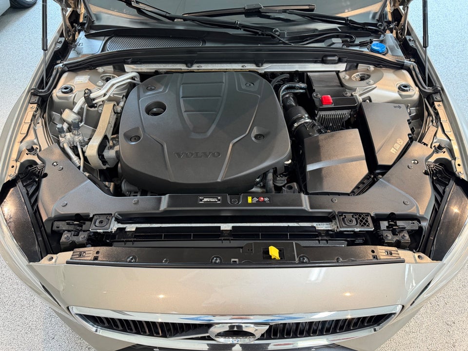 Volvo V60 2,0 D4 190 Momentum aut. 5d