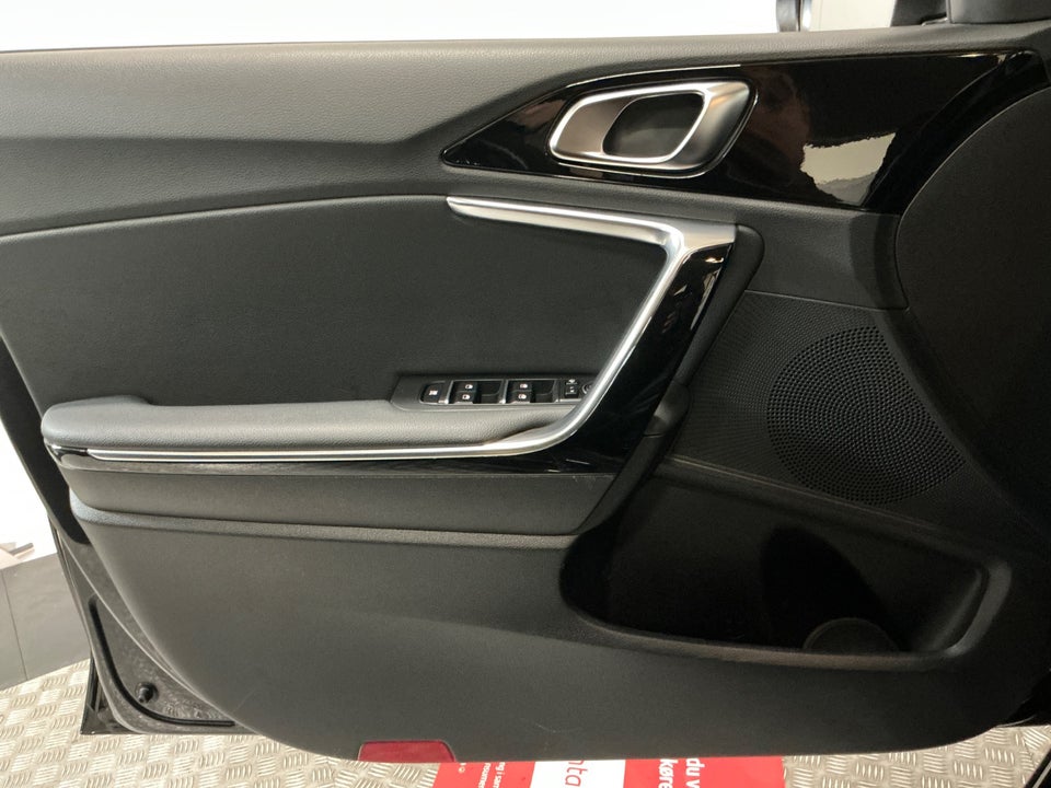 Kia Ceed 1,4 T-GDi Comfort SW DCT 5d