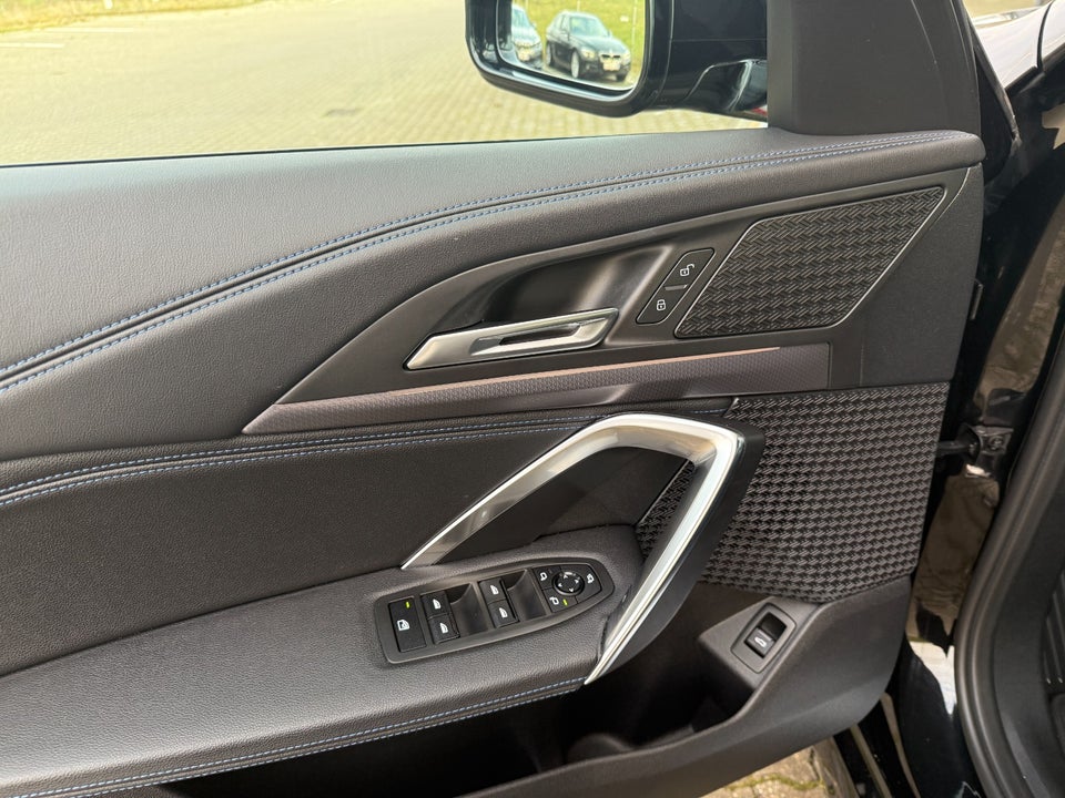 BMW iX1 xDrive30 M-Sport Premium 5d