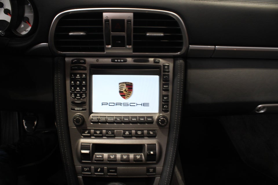 Porsche 911 Carrera 4S 3,8 Cabriolet 2d