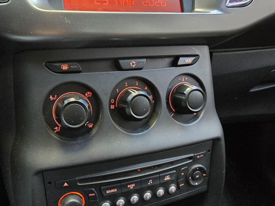 Citroën C3 1,4 HDi 70 Attraction 5d