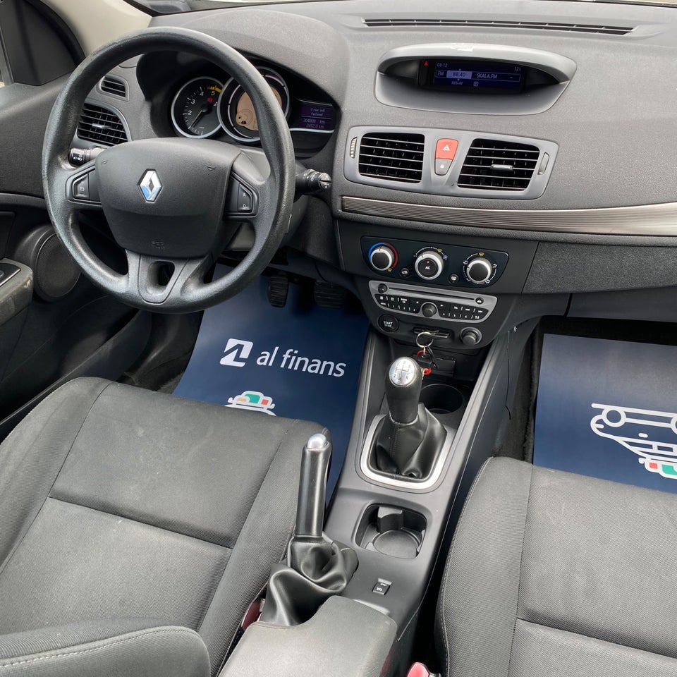Renault Megane III 1,5 dCi 90 Authentique 5d