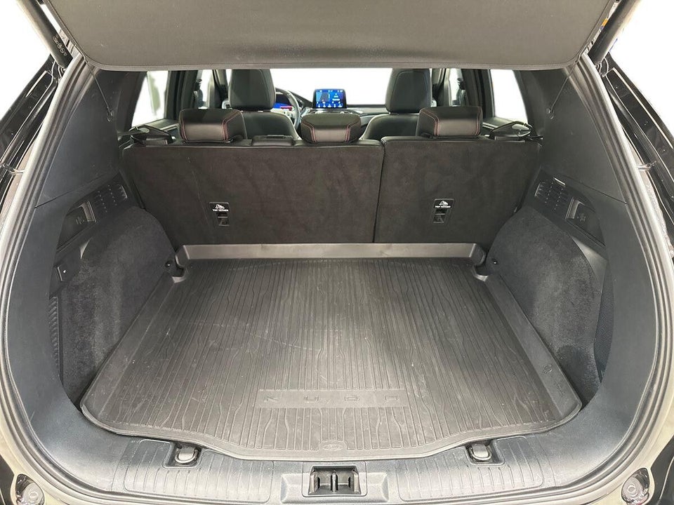 Ford Kuga 2,5 PHEV ST-Line X CVT 5d