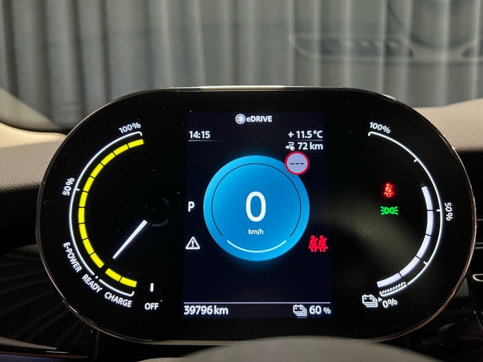 MINI Cooper SE Yours Lounge 3d