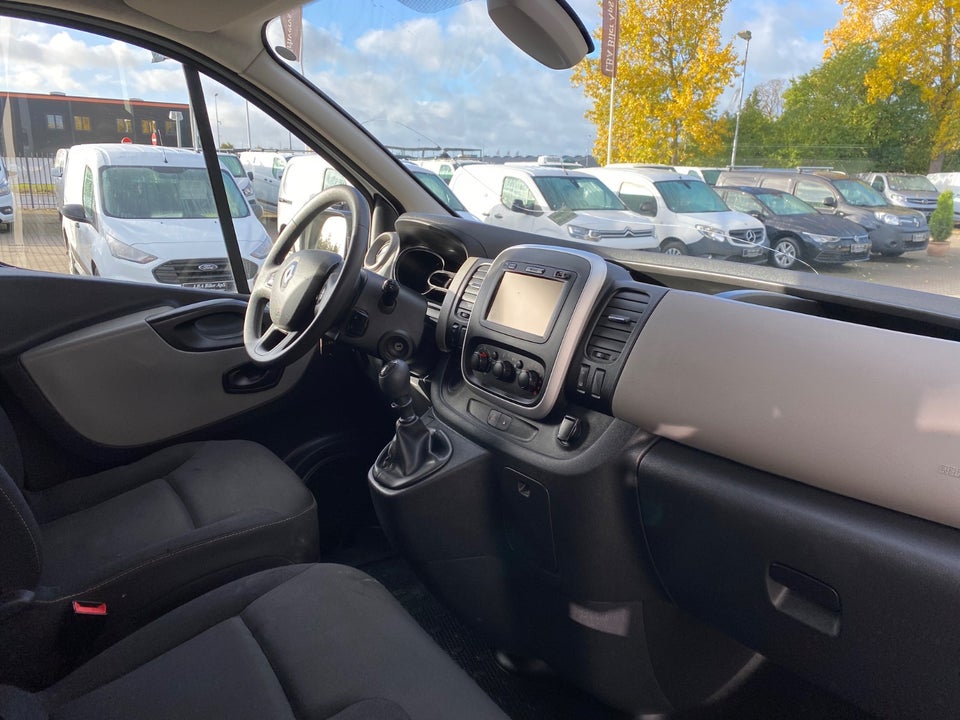 Renault Trafic T29 1,6 dCi 120 L2H1