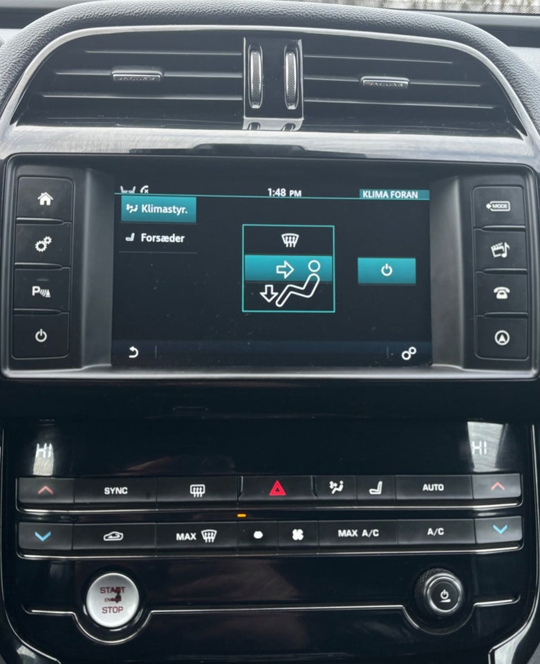 Jaguar XE 2,0 D180 Prestige aut. 4d