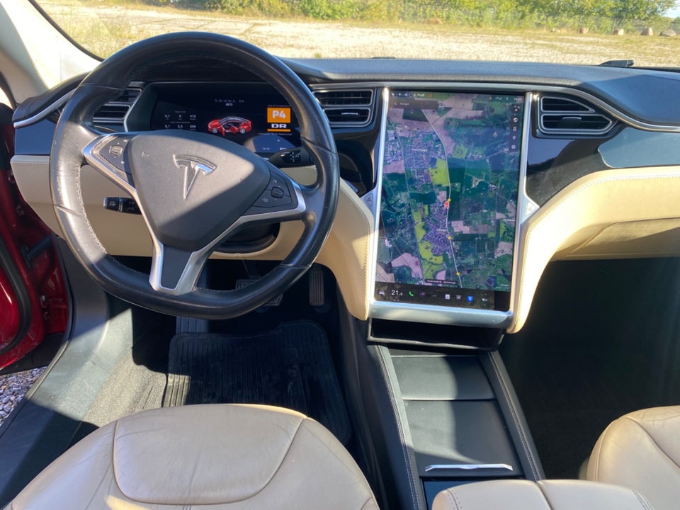 Tesla Model S 85 5d