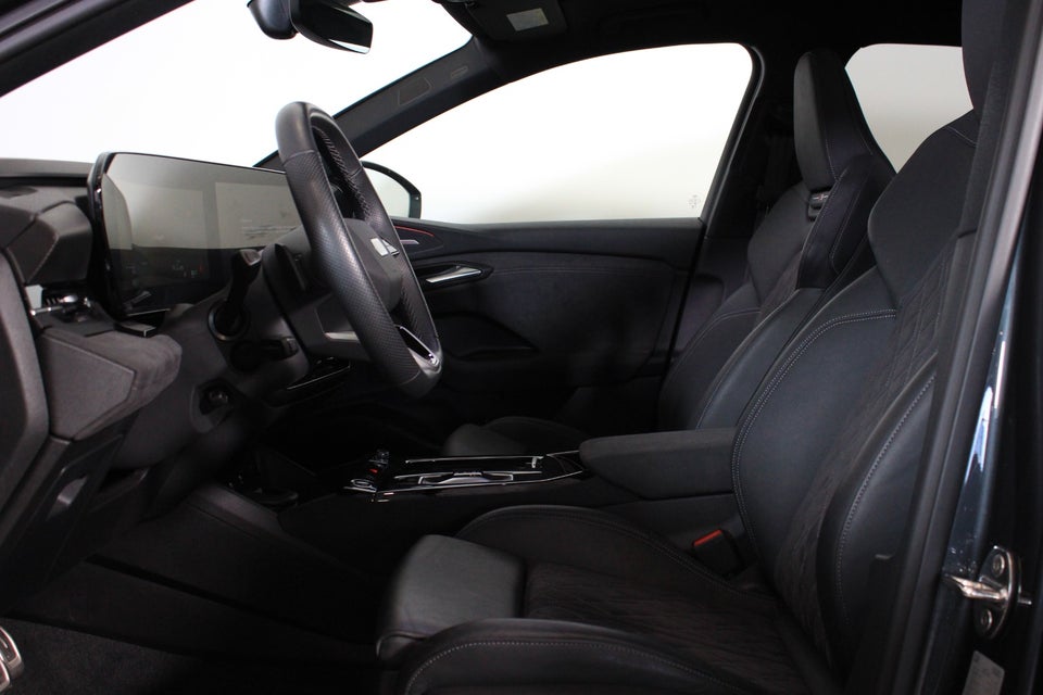 Audi Q6 e-tron S-line performance 5d