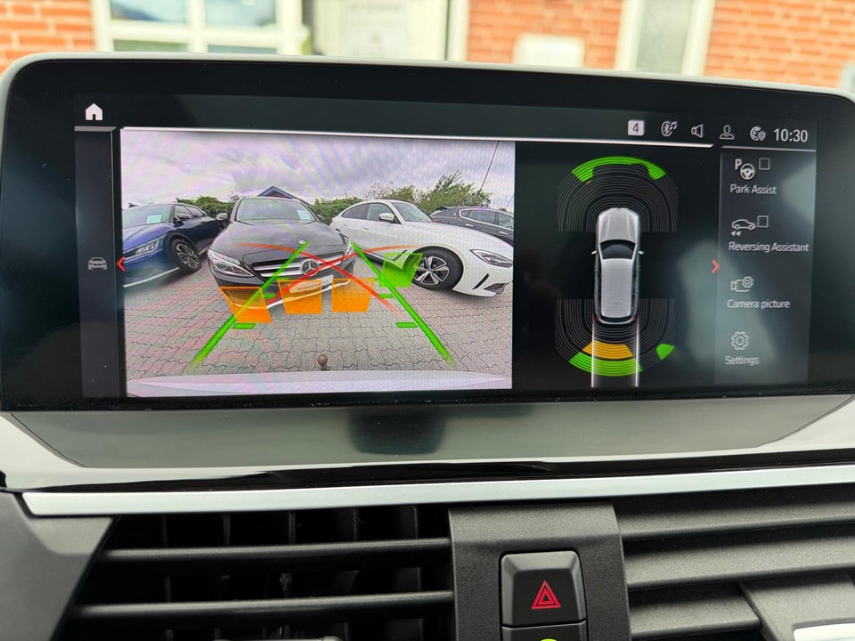 BMW iX3 Charged 5d