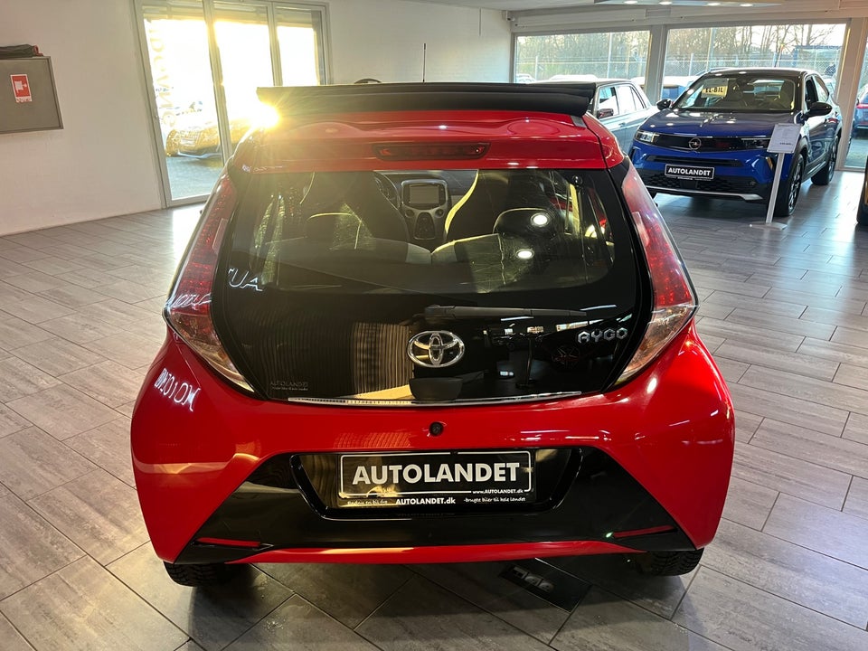 Toyota Aygo 1,0 VVT-i x-sky 5d