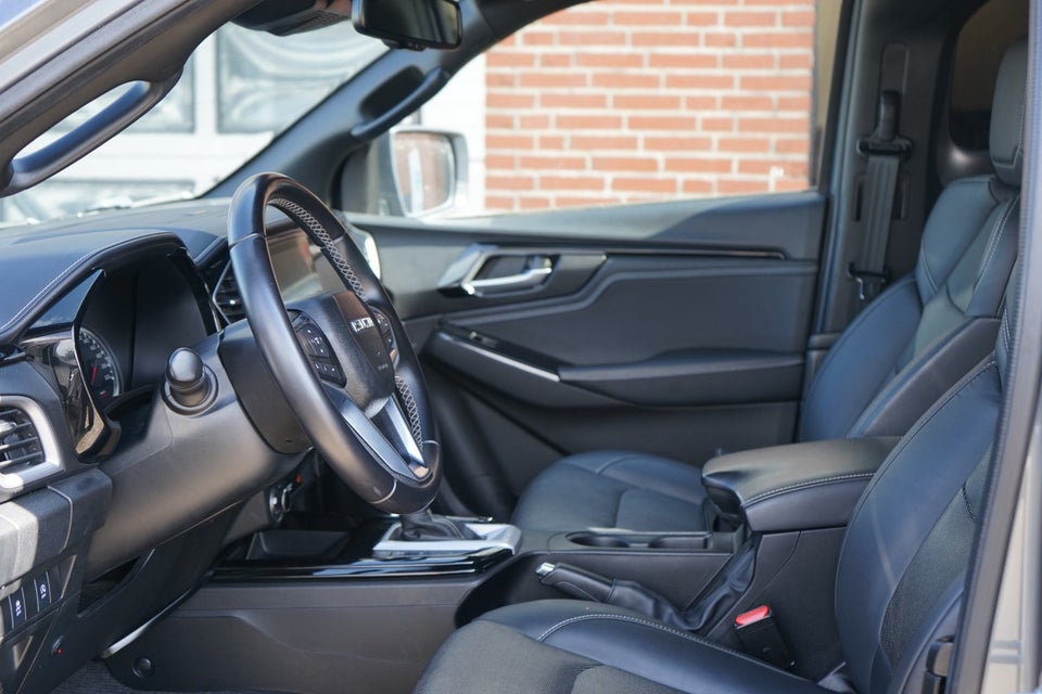 Isuzu D-Max 1,9 TD 163 Ext. Cab Exclusive aut. 4d