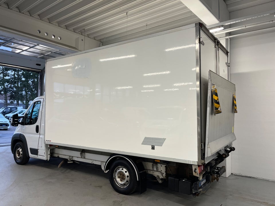 Fiat Ducato 35 2,3 MJT 150 Alukasse m/lift+køl 2d