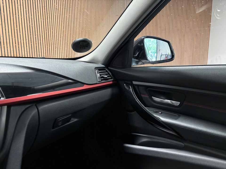 BMW 320d 2,0 Touring Sport Line aut. 5d