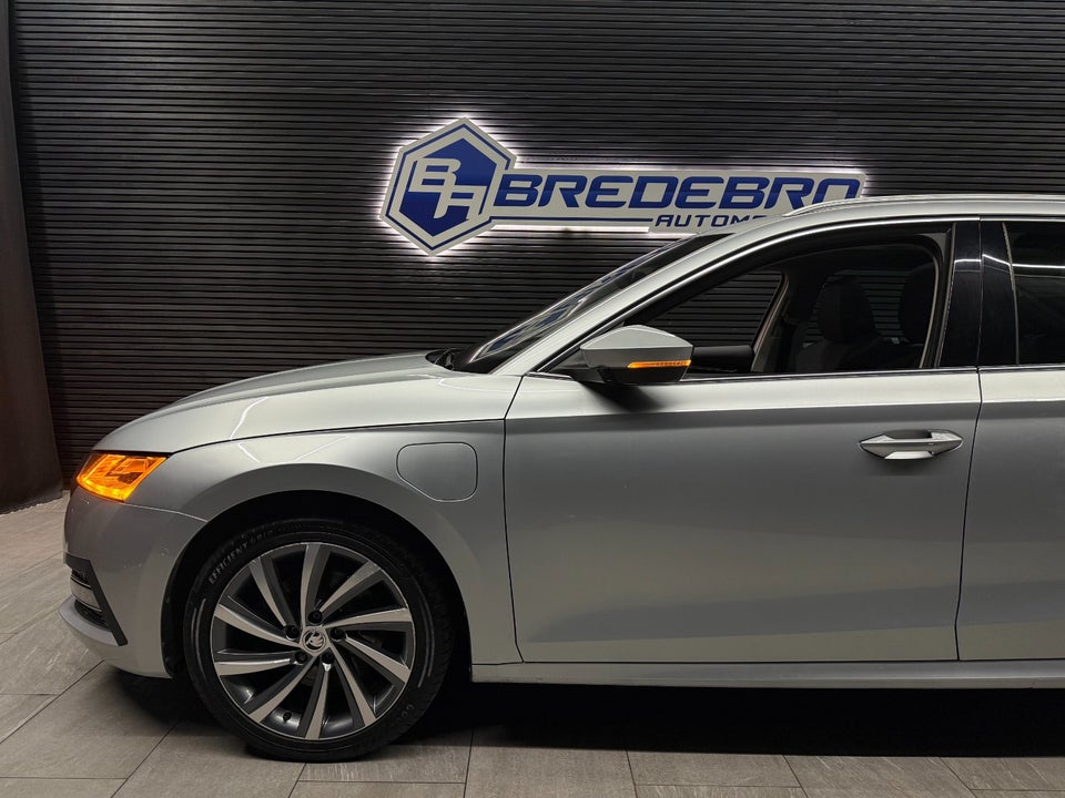 Skoda Octavia 1,4 TSi iV Sportline Combi DSG 5d