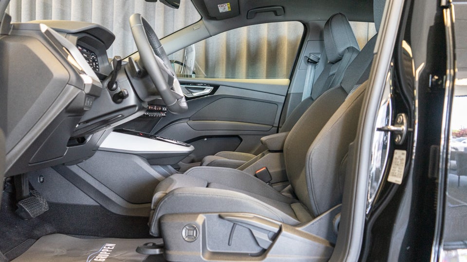 Audi Q4 e-tron 45 S-line Edition Sportback 5d