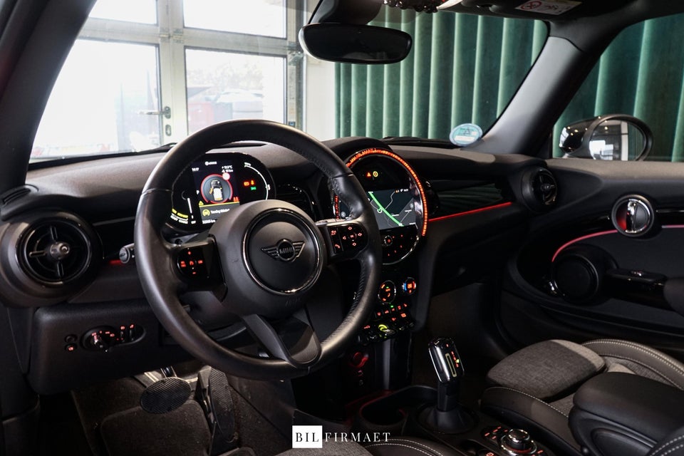 MINI Cooper SE Classic Trim 3d