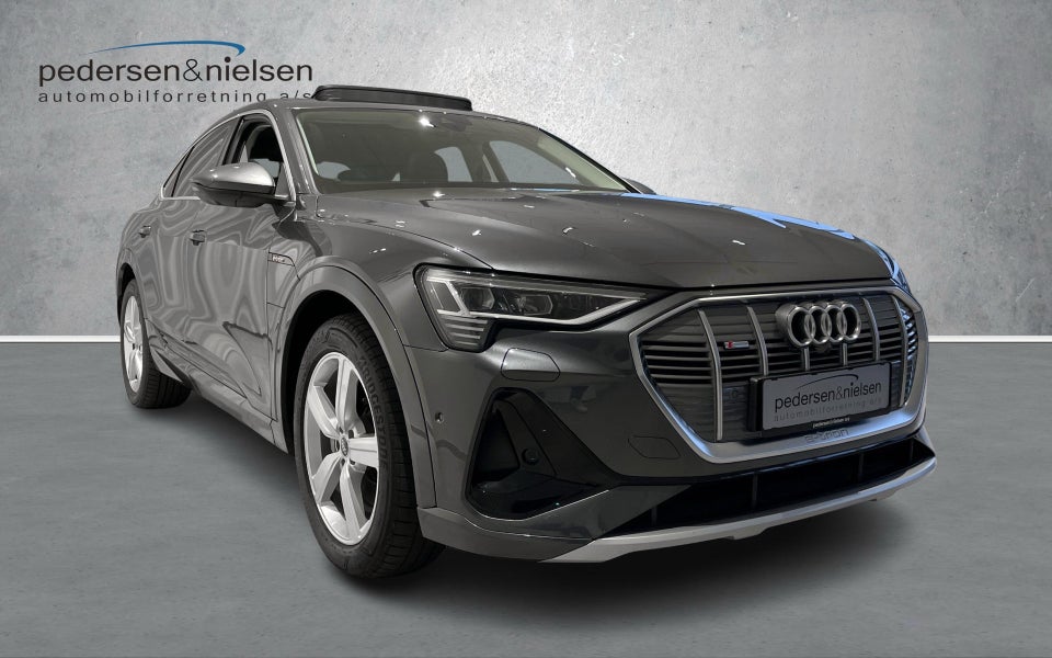 Audi e-tron 55 S-line Sportback quattro 5d