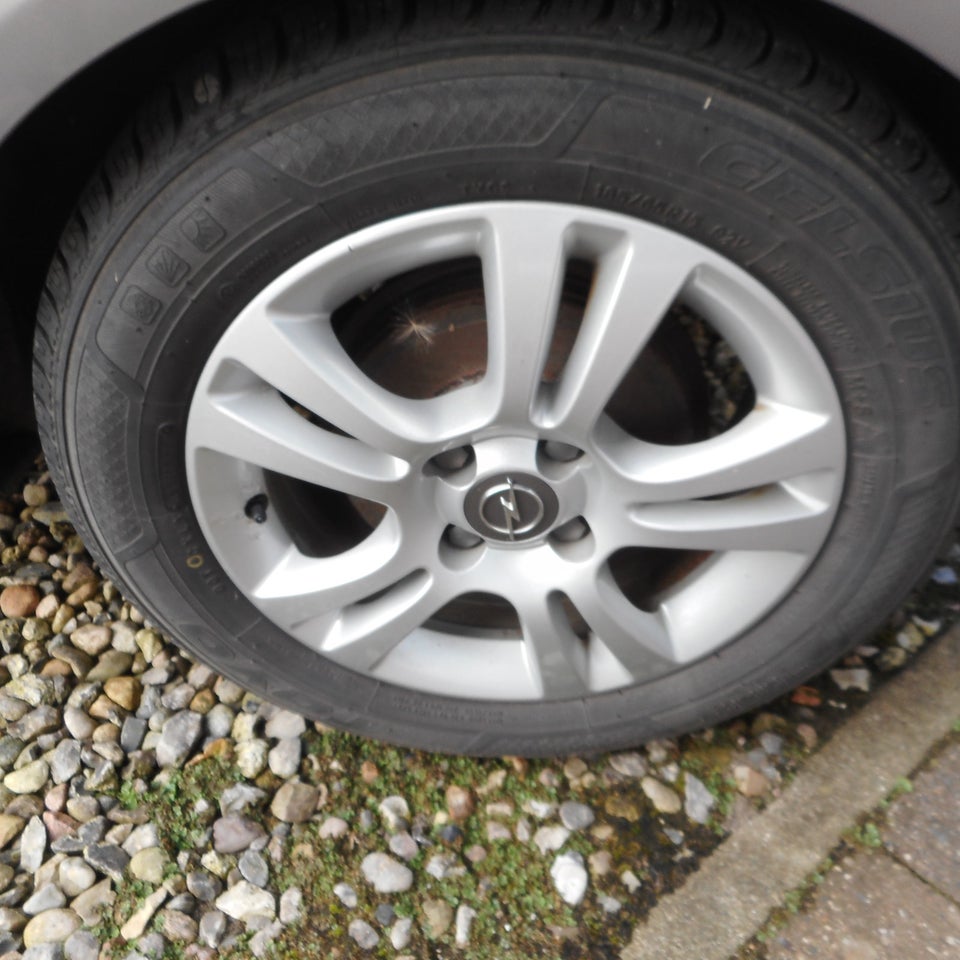 Opel Corsa 1,3 CDTi 95 Cosmo 5d