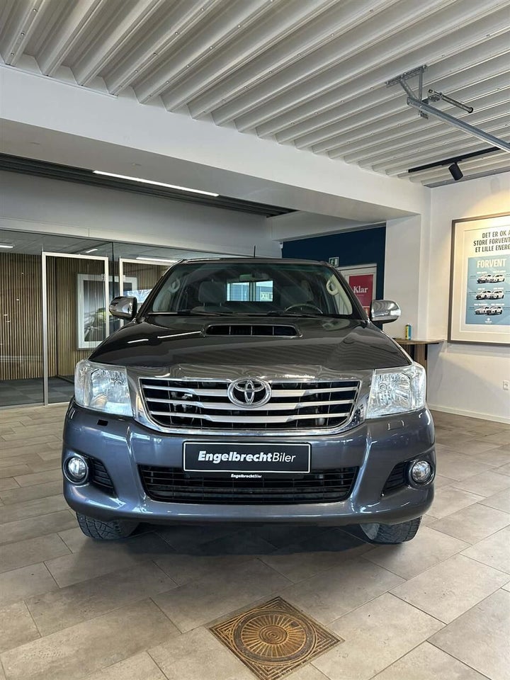 Toyota HiLux 2,5 D-4D 144 Ex.Kab 4x4 T3 2d
