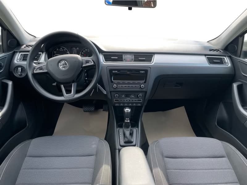 Skoda Rapid 1,4 TSi 122 Elegance Spaceback DSG GreenTec 5d