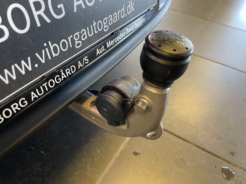 Mercedes EQA300 Progressive 4Matic 5d