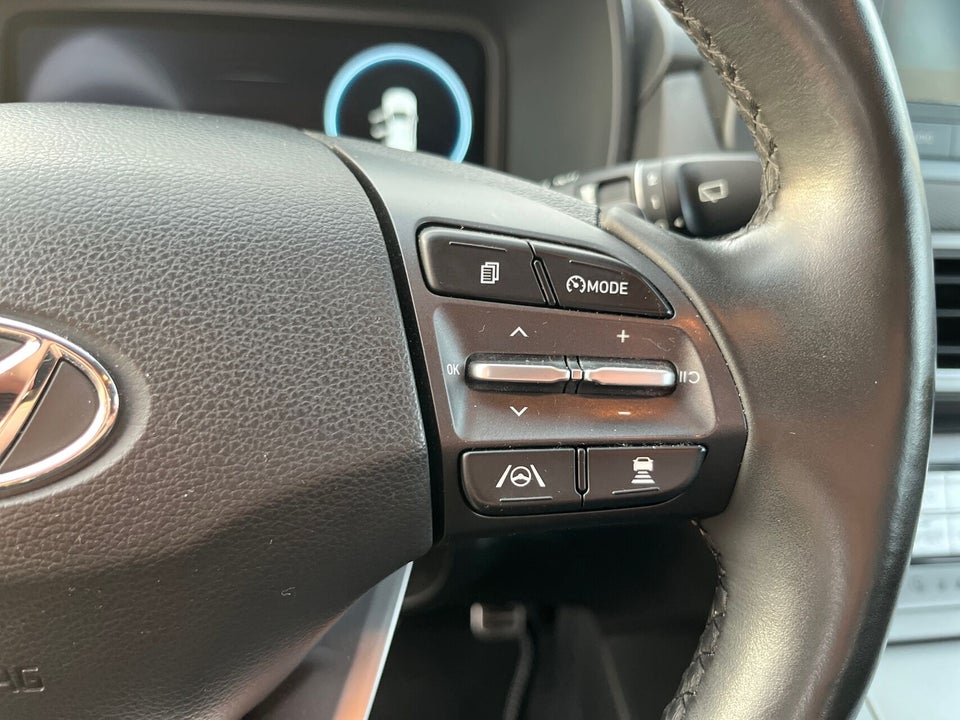 Hyundai Kona 39 EV Select 5d