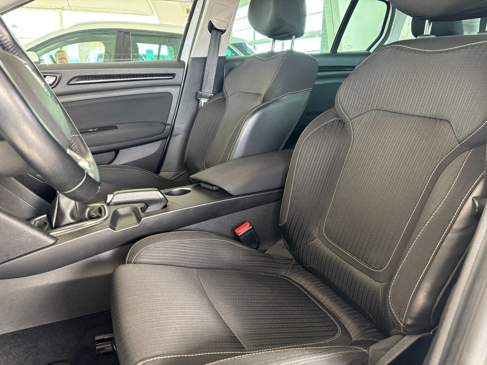 Renault Megane IV 1,2 TCe 100 Zen Sport Tourer 5d