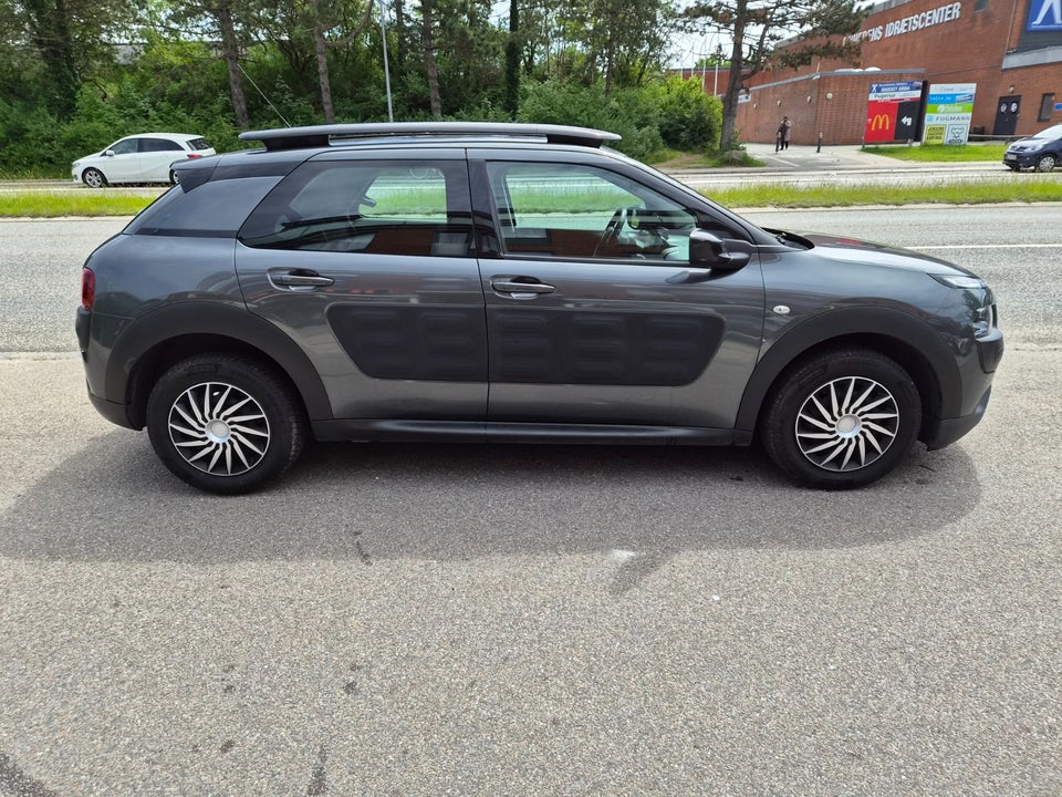 Citroën C4 Cactus 1,6 BlueHDi 100 Cool Comfort 5d