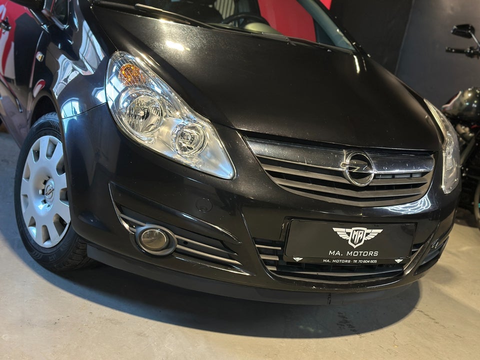 Opel Corsa 1,2 16V Enjoy 5d