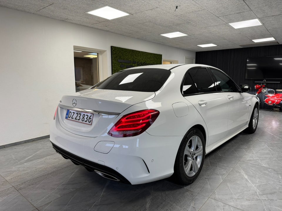 Mercedes C350 e 2,0 AMG Line aut. 4d