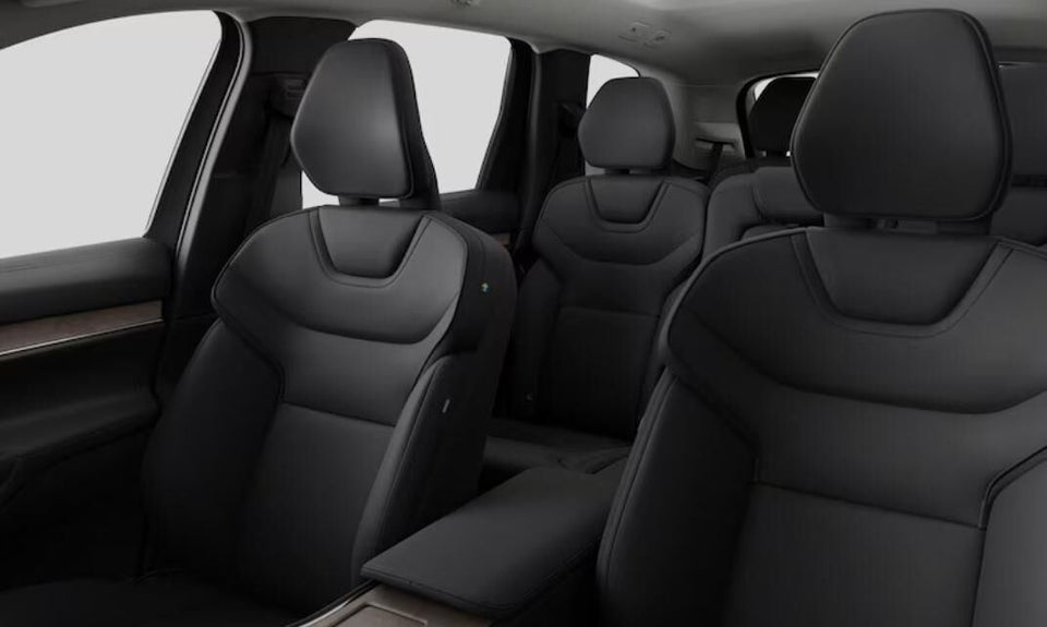 Volvo EX90 Plus 7prs 5d