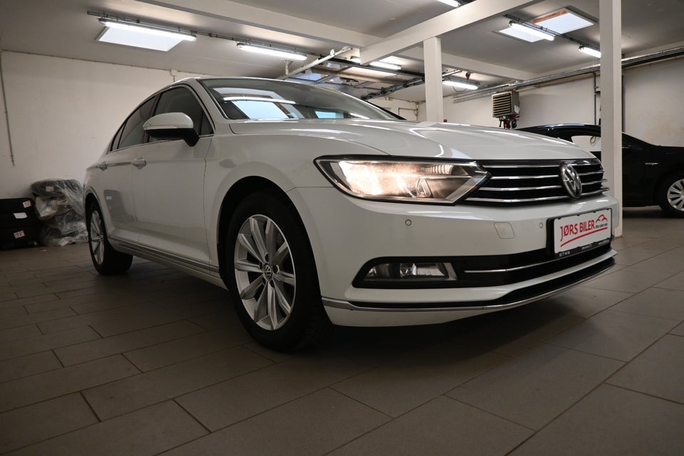 VW Passat 2,0 TDi 150 Highline DSG 4d