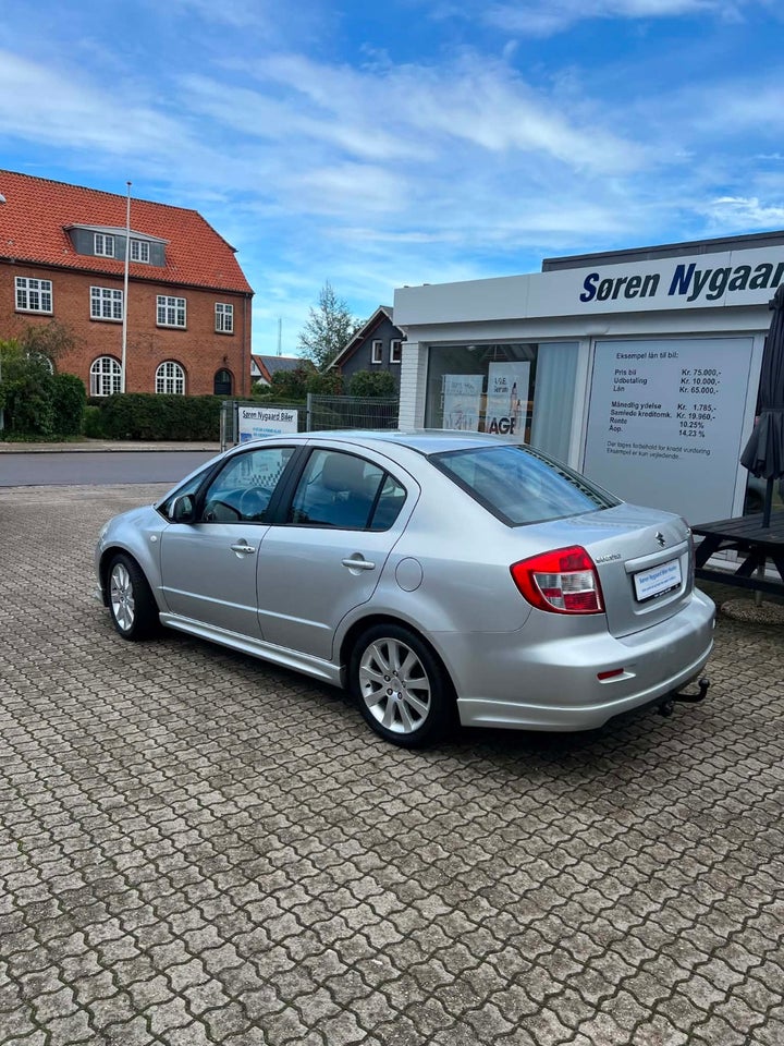 Suzuki SX4 1,6 GLX 4d