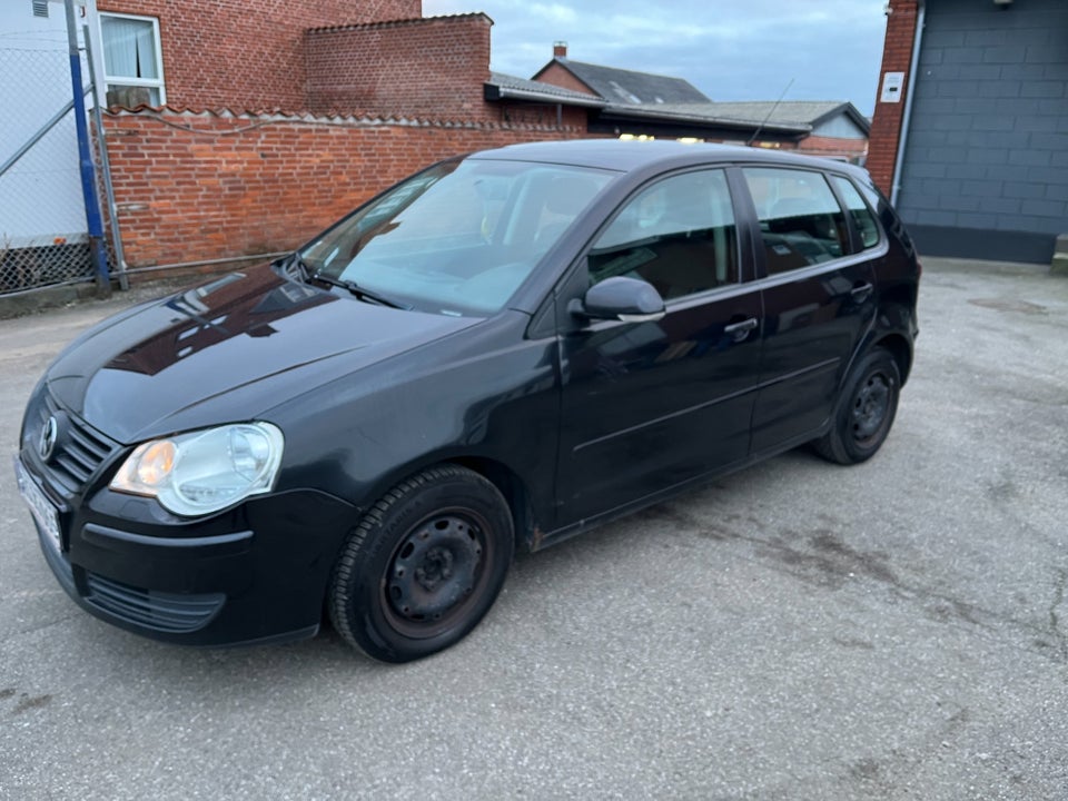 VW Polo 1,4 16V 5d