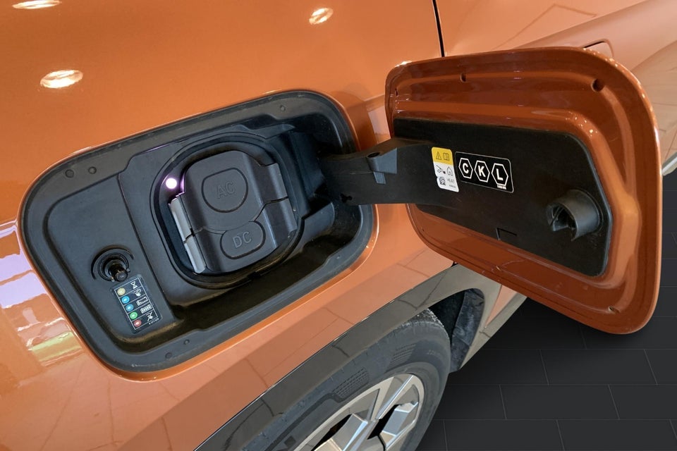 BMW iX1 xDrive30 X-Line 5d