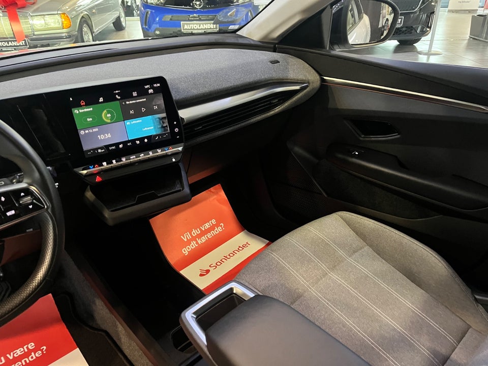 Renault Megane E-Tech 40 Equilibre 5d