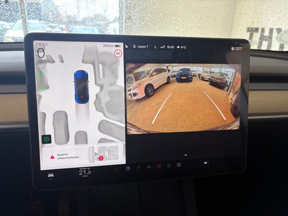 Tesla Model Y Long Range AWD 5d