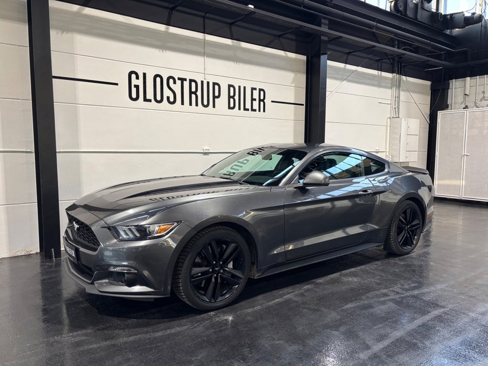 Ford Mustang 2,3 EcoBoost Fastback 2d