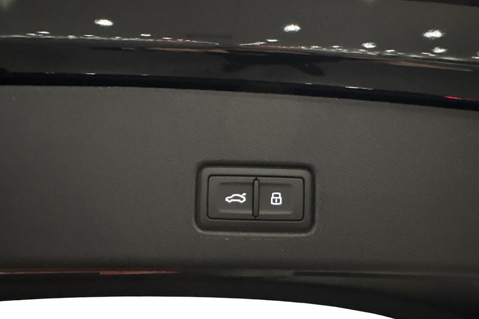 Audi Q4 e-tron 45 S-line Edition 5d