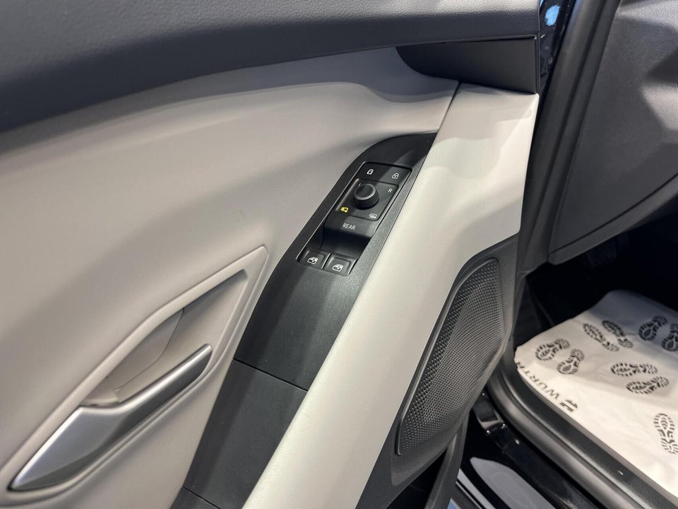 Ford Explorer 82 Select Extended Range 5d