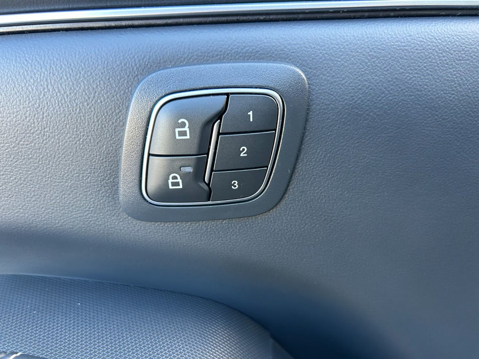 Ford Mustang Mach-E 98 Premium Extended Range 5d