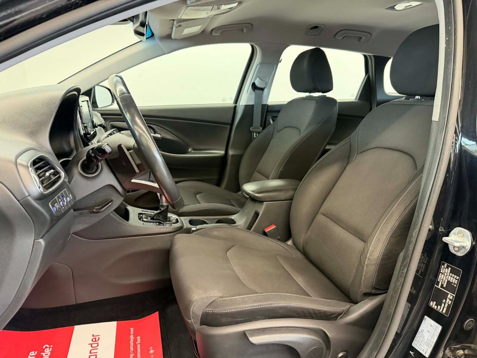 Hyundai i30 1,4 T-GDi Trend stc. DCT 5d