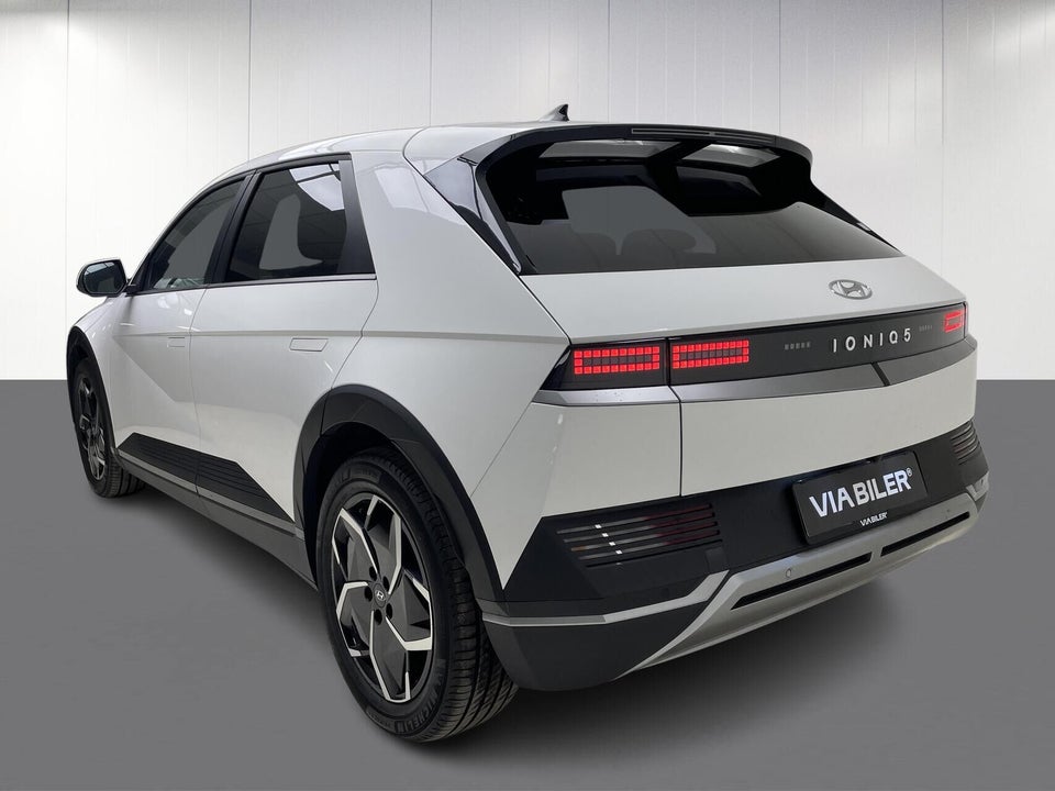 Hyundai Ioniq 5 77 Essential 5d