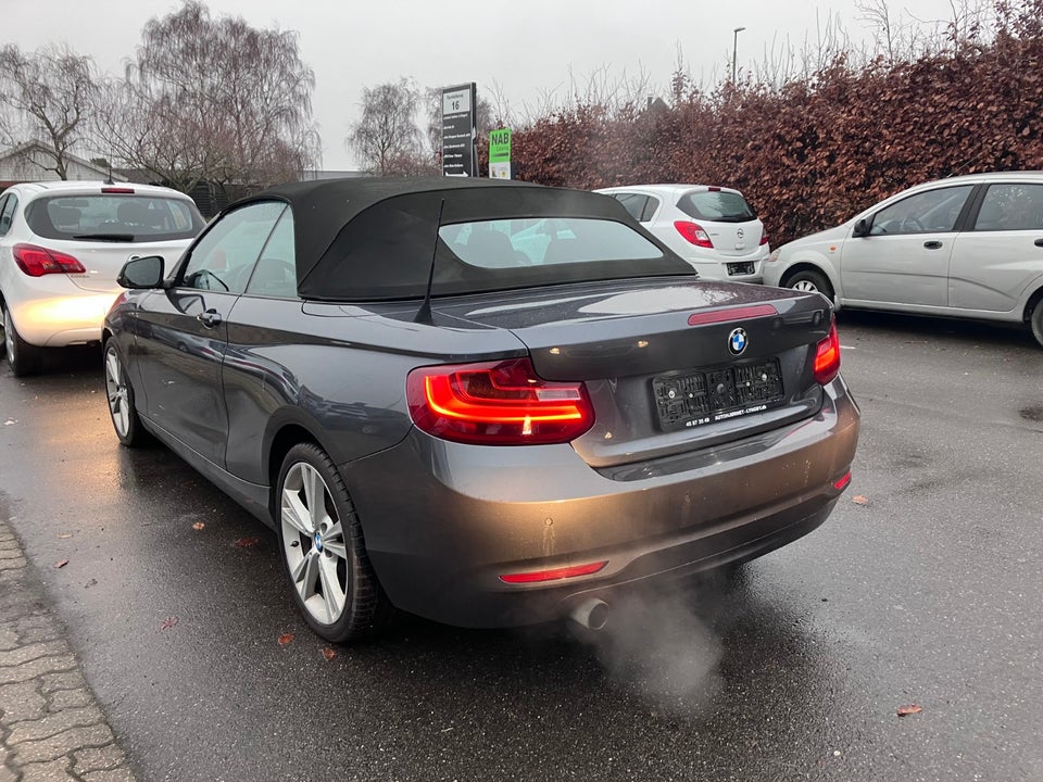 BMW 220i 2,0 Cabriolet aut. 2d