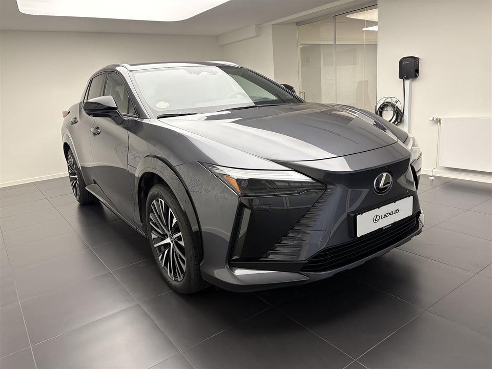 Lexus RZ300e Luxury 5d