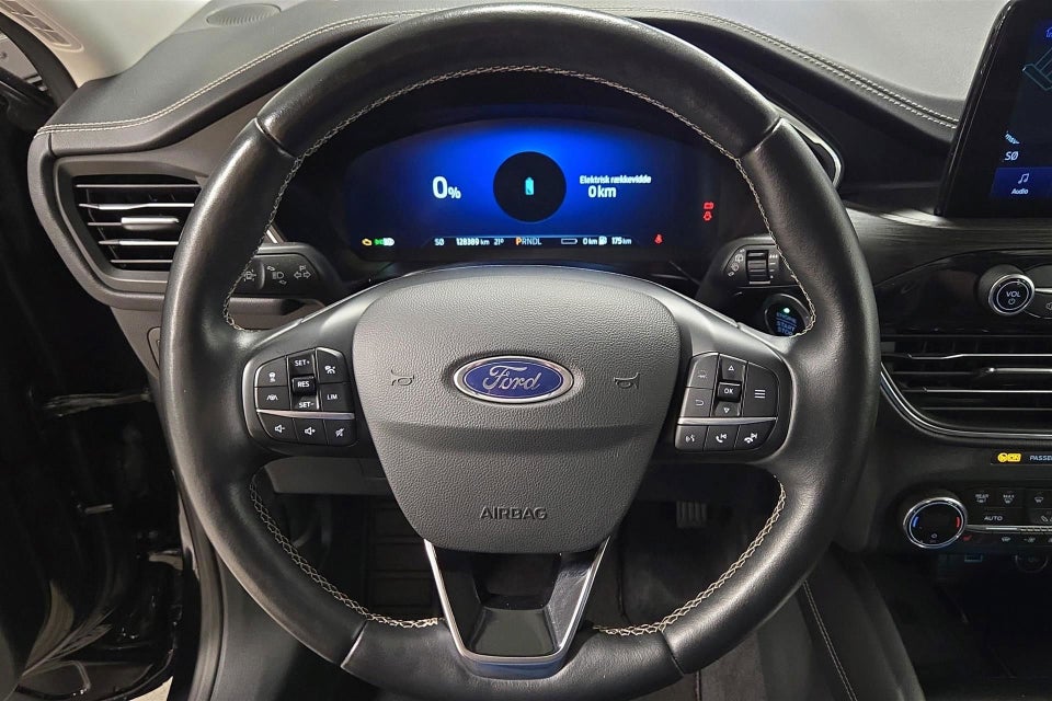 Ford Kuga 2,5 PHEV Vignale CVT 5d