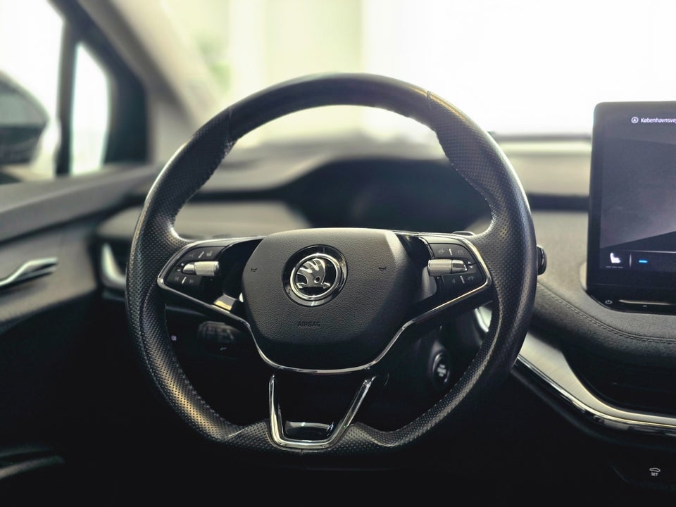 Skoda Enyaq 80x iV Loft 5d