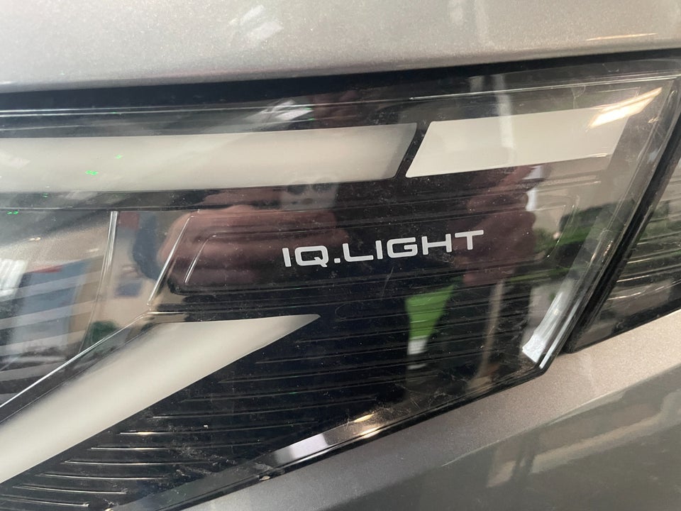 VW ID.Buzz 77 Pro Design SWB 5d