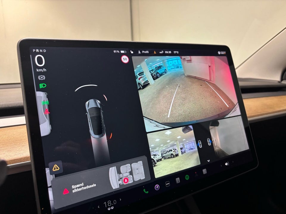 Tesla Model 3 Long Range AWD 4d